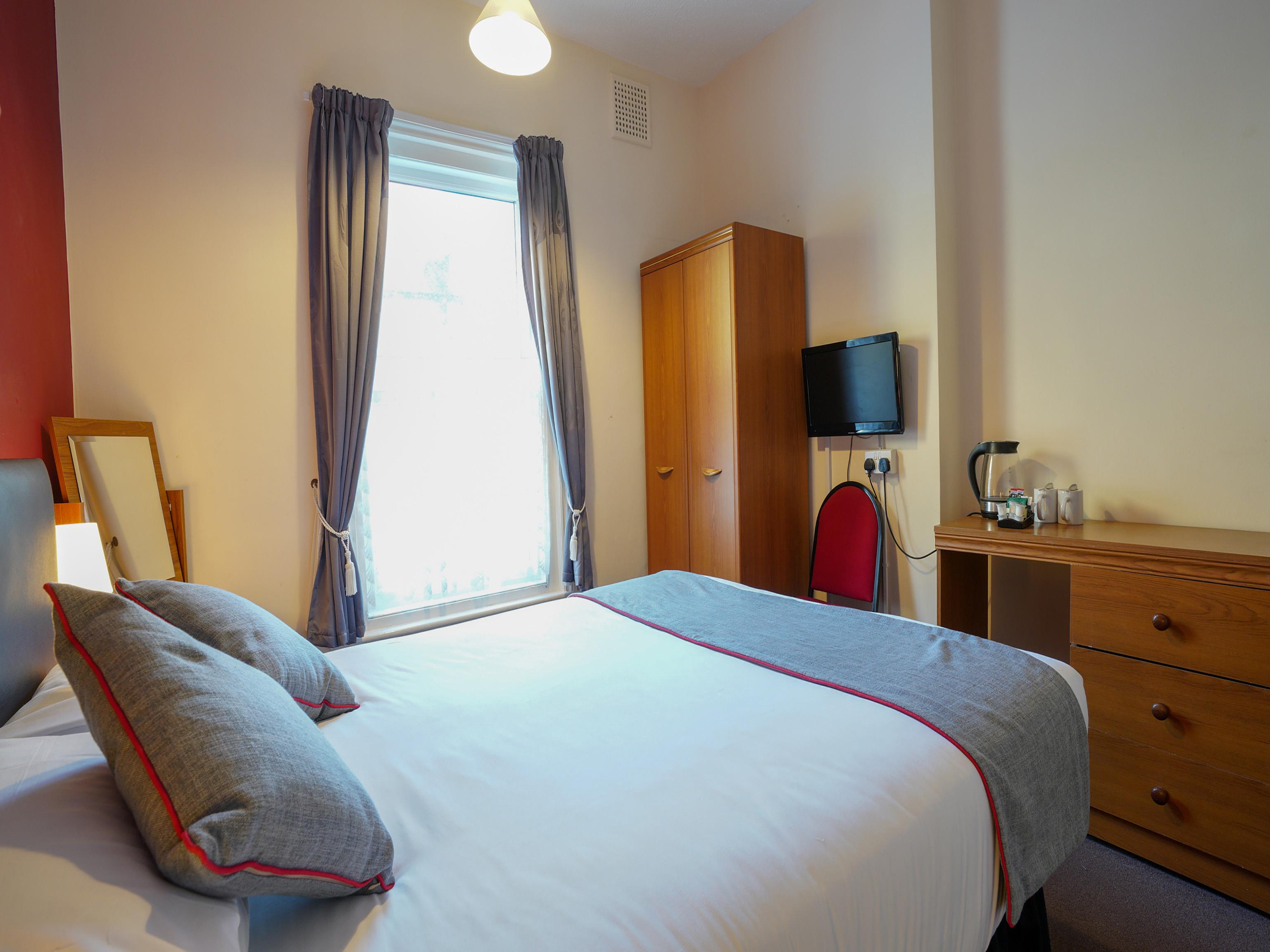Oyo Shanklin Beach Hotel Dış mekan fotoğraf