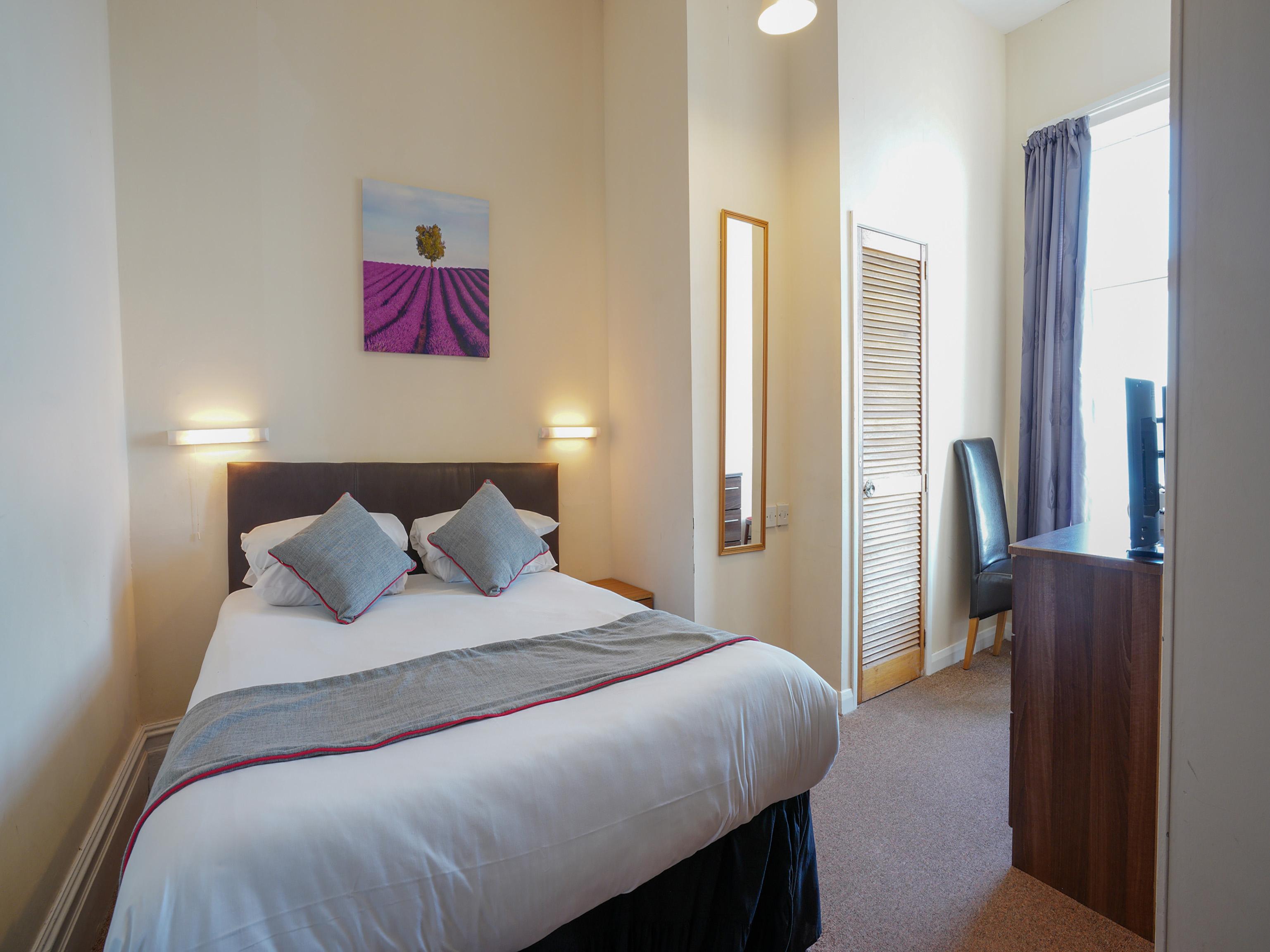 Oyo Shanklin Beach Hotel Dış mekan fotoğraf