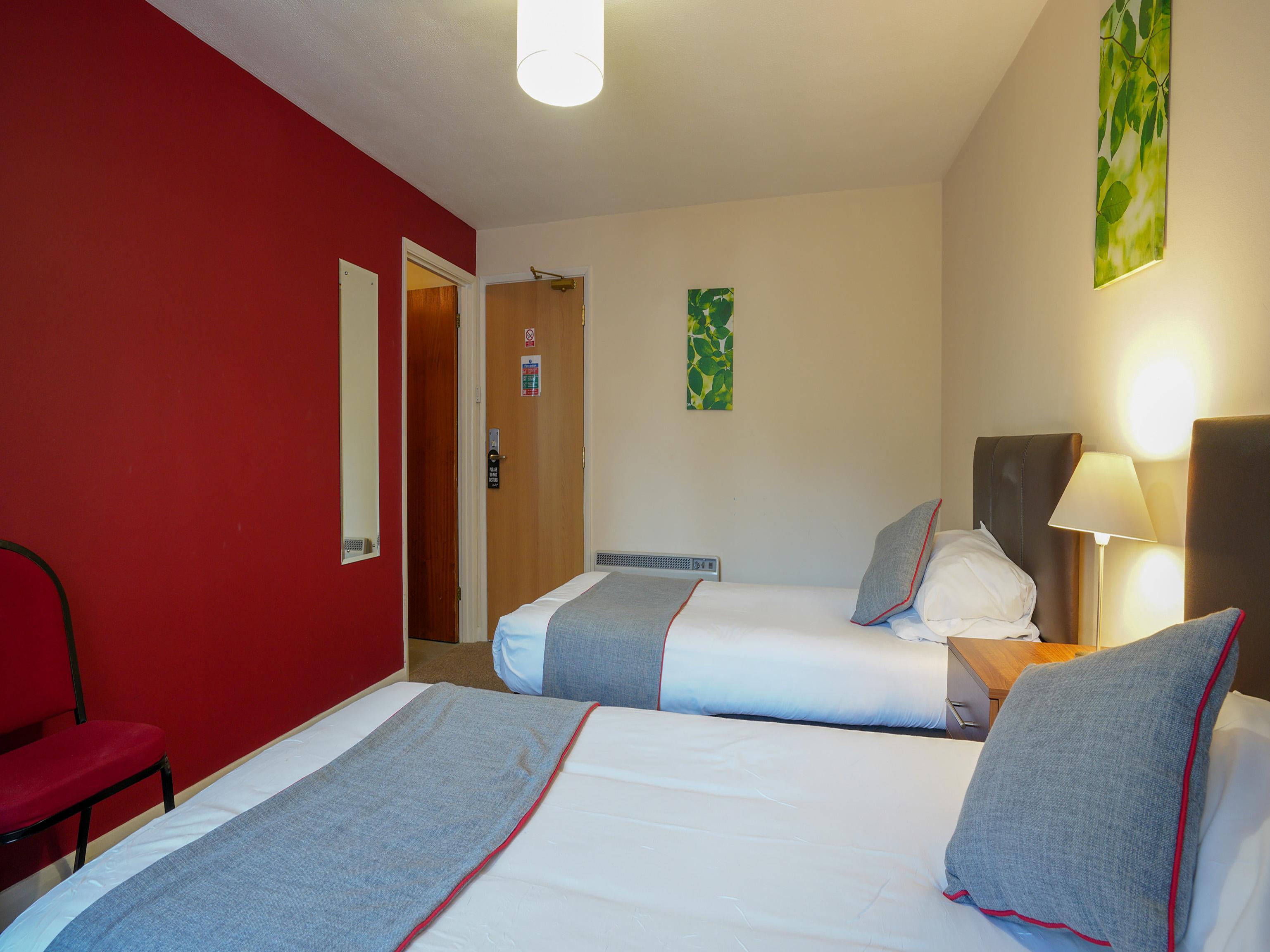 Oyo Shanklin Beach Hotel Dış mekan fotoğraf