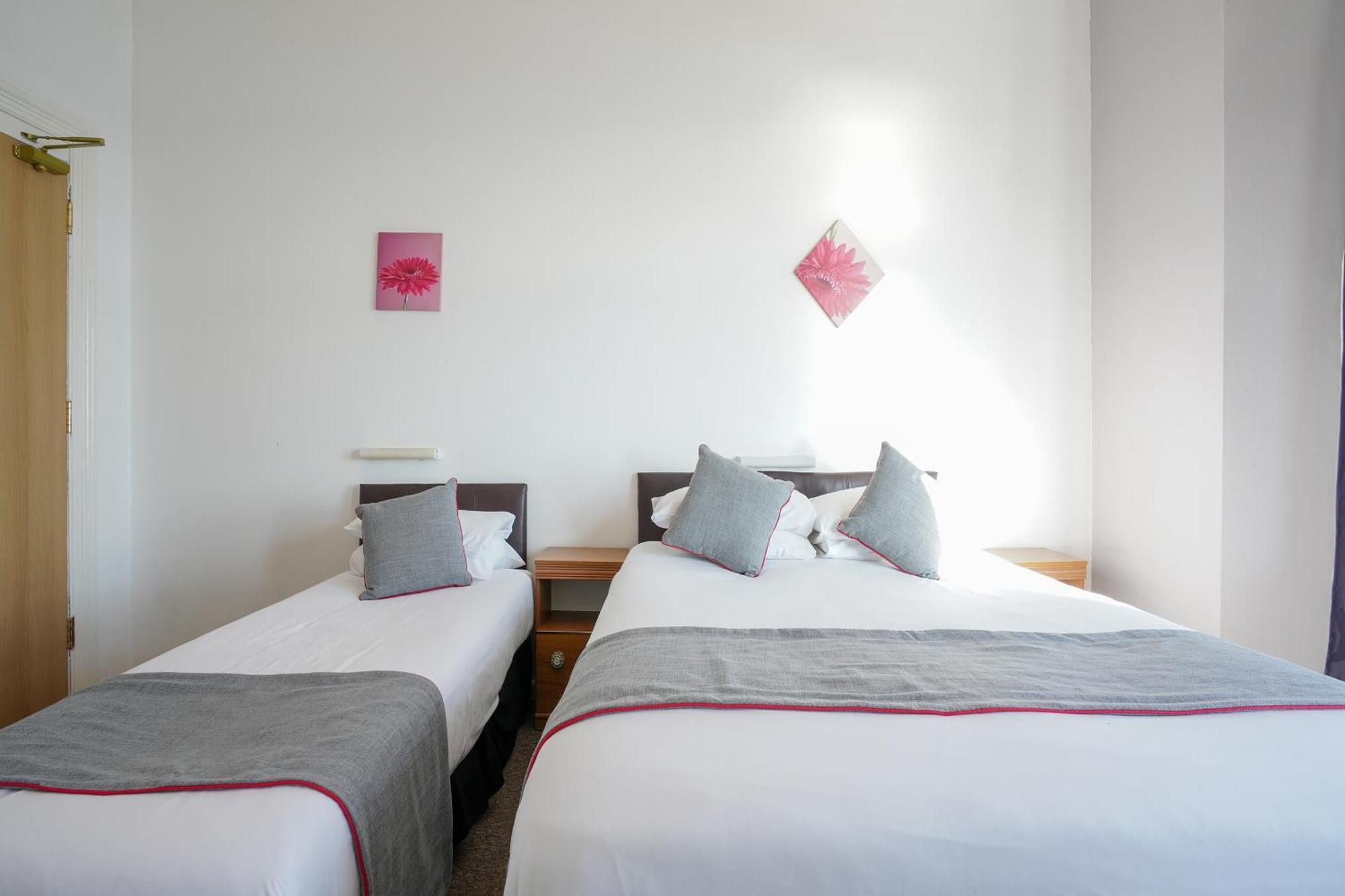 Oyo Shanklin Beach Hotel Dış mekan fotoğraf