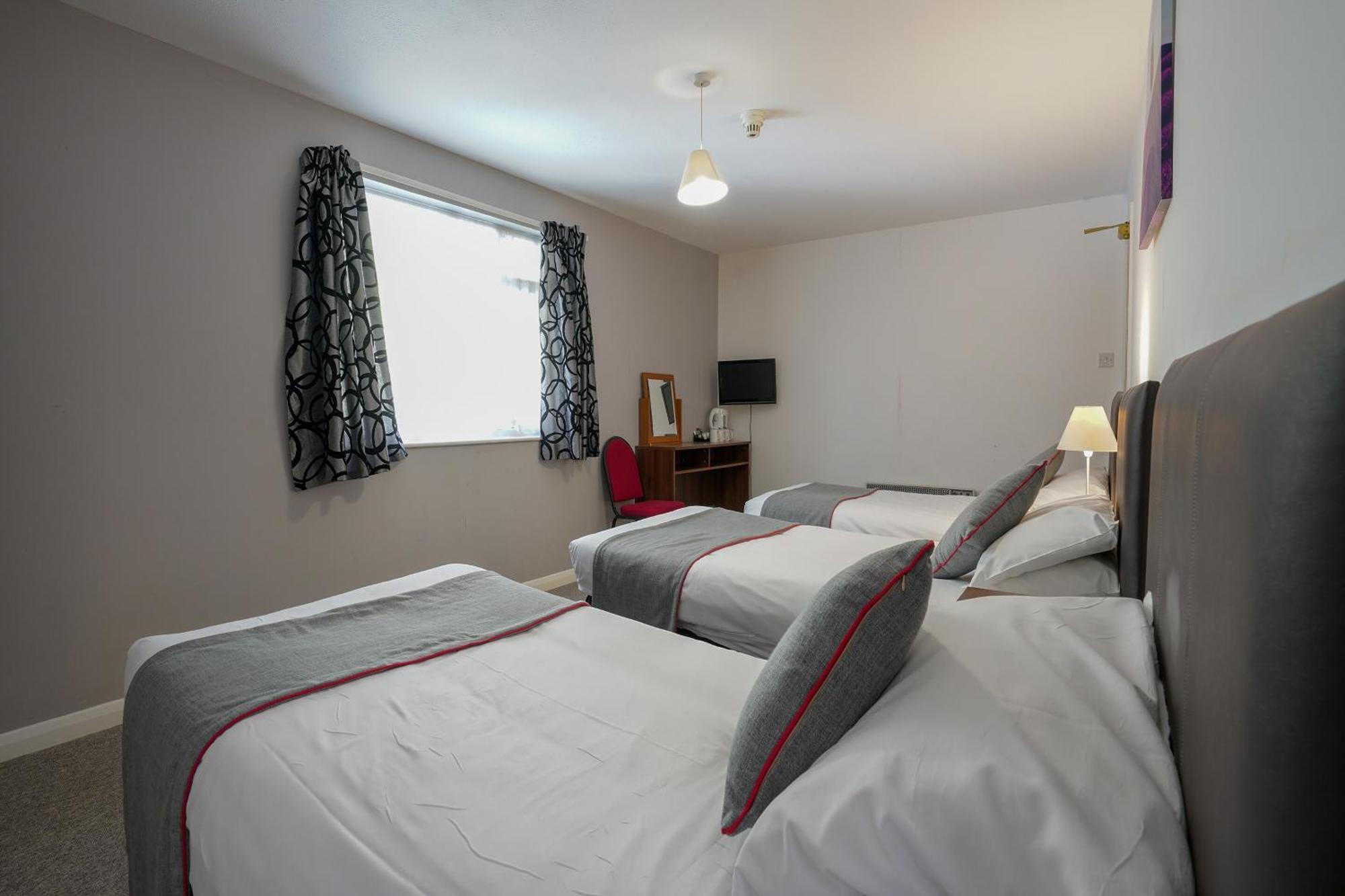 Oyo Shanklin Beach Hotel Dış mekan fotoğraf